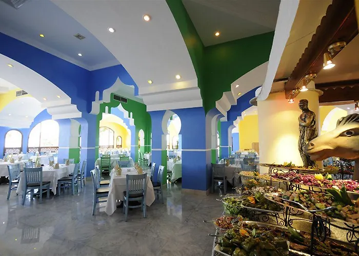 Domina Aquamarine & Appartement Charm el-Cheikh